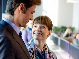 Помощница: 1–2 серии