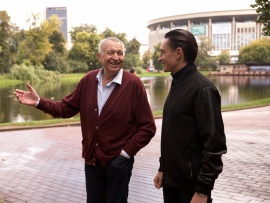 Динозавр: 6–10 серии