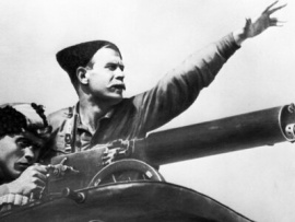 Тихо, граждане! Чапай думать будет!						